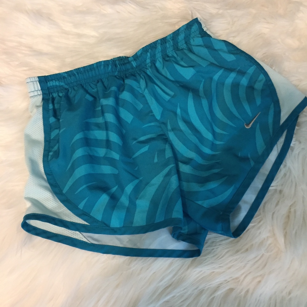 Girls Nike Dry-fit Tempo Shorts